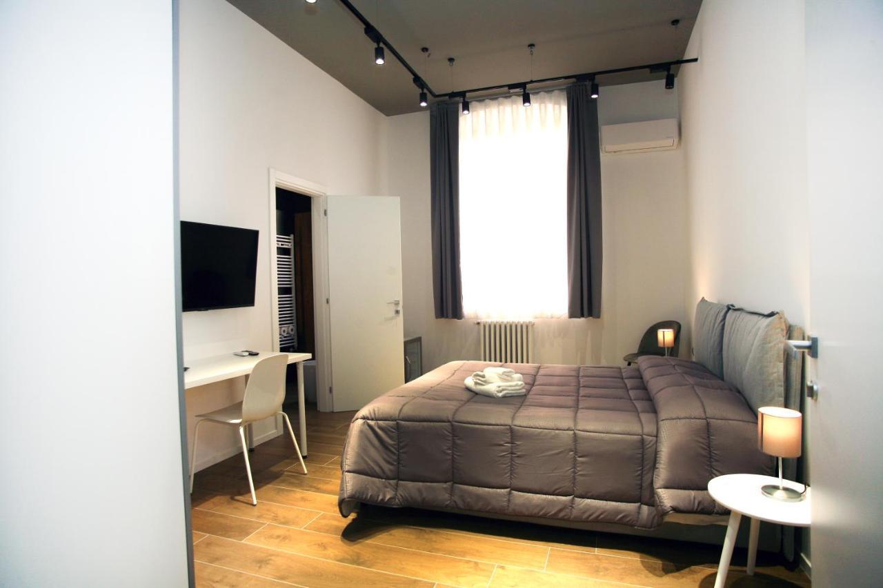 Double Room,1480368101:JPEG